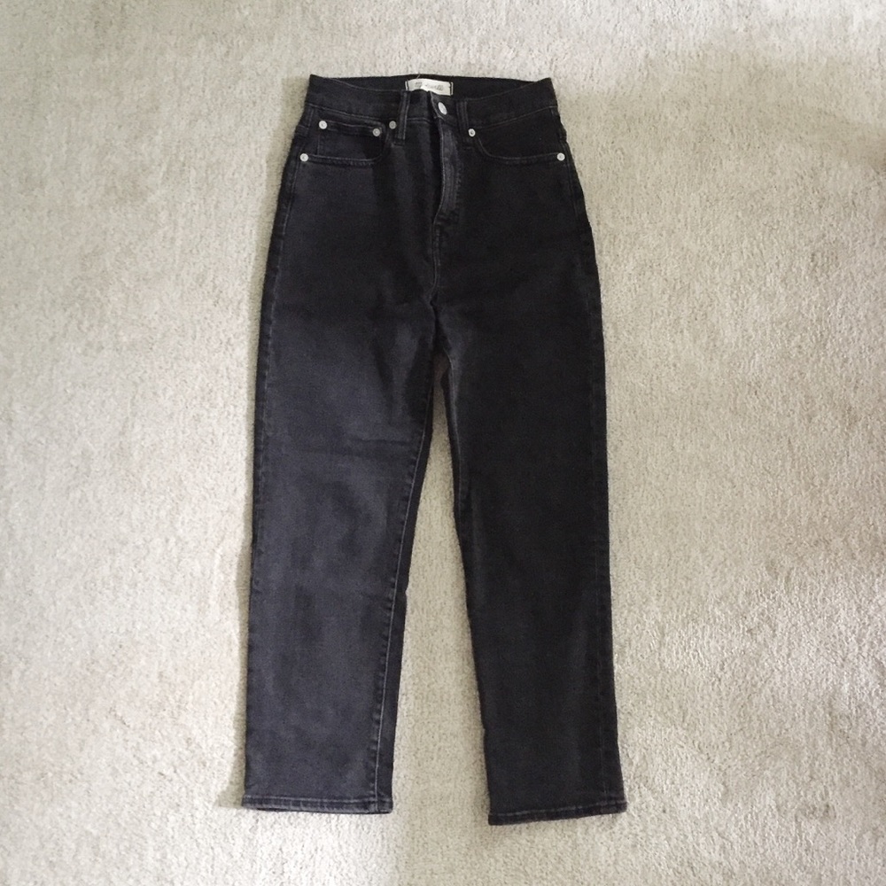Madewell Classic Straight Jeans in Black 24
